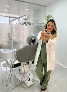 Dra. Ana Pérez, ortodoncista